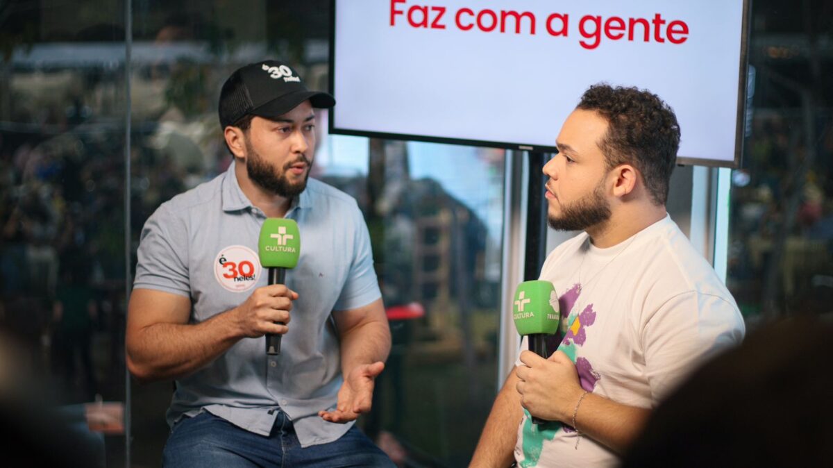 Jarude: "Nós aumentaremos o corpo técnico e concursos, em vez de comissionados" Jarude: “Nós aumentaremos o corpo técnico e concursos, em vez de comissionados”