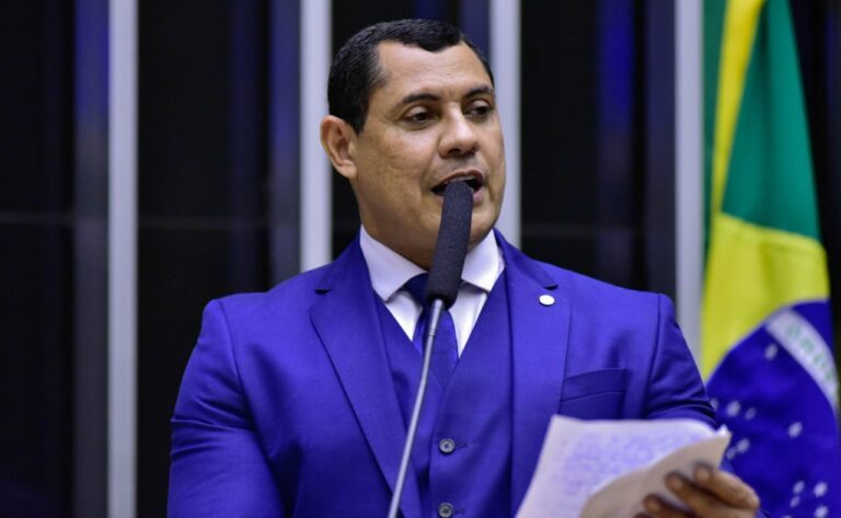 Projeto de Ulysses que muda regra da audiência de custódia é destaque na imprensa nacional