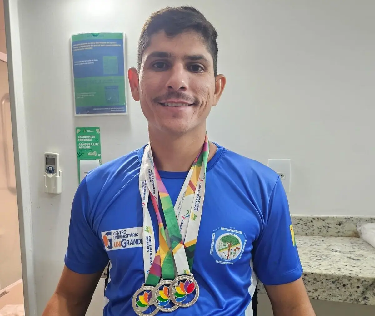 Paratleta acreano sobe ao pódio com 3 medalhas a nível nacional e busca apoio para continuar treinos