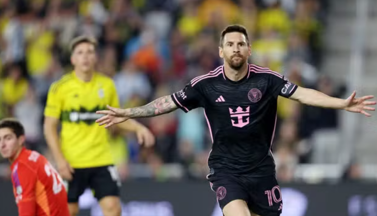 Com dois de Messi, Inter Miami vence Columbus Crew e garante a Supporters’ Shield da MLS