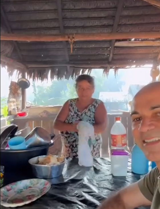 Após vitória nas eleições, Zequinha faz visita e toma café na casa de eleitora: “Especial”