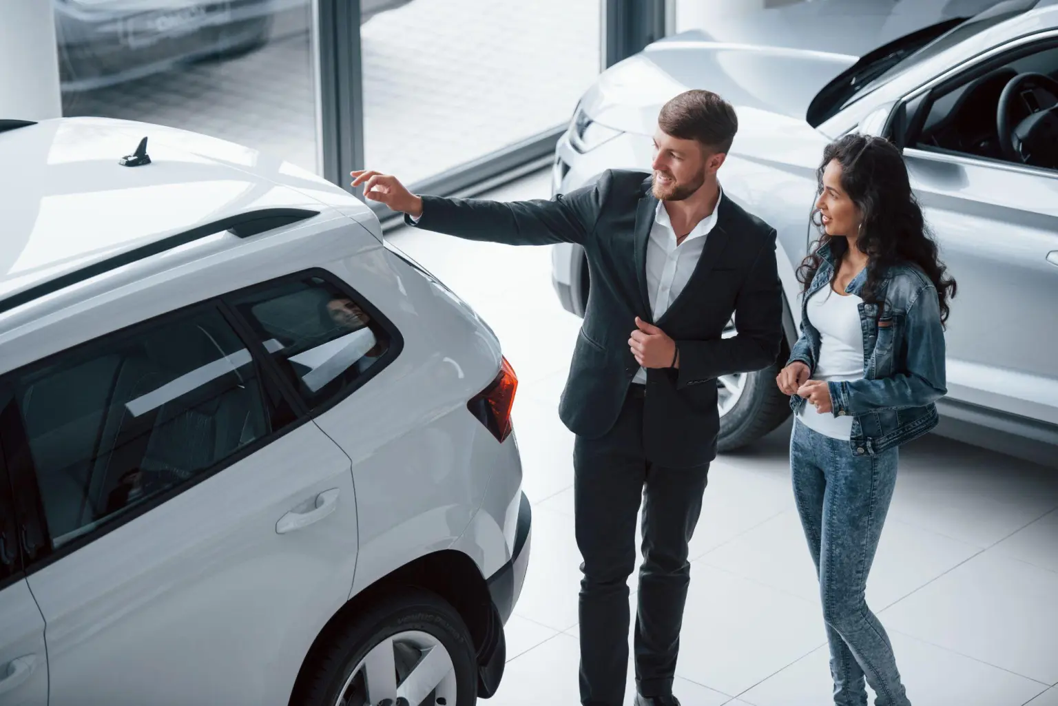 Por quanto tempo é permitido rodar com carro novo sem placa?