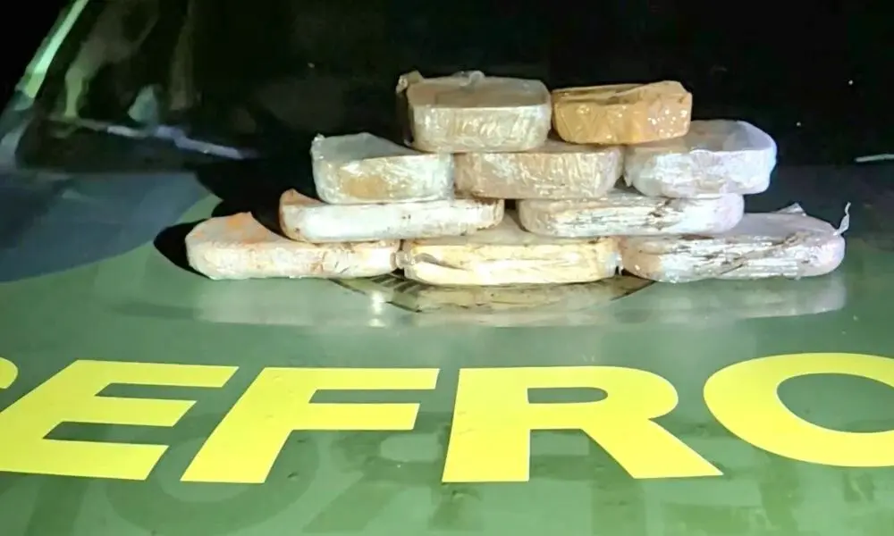 Avaliada em mais de R$ 140 mil, adolescente envia quase 10 quilos de cocaína por transportadora no Acre