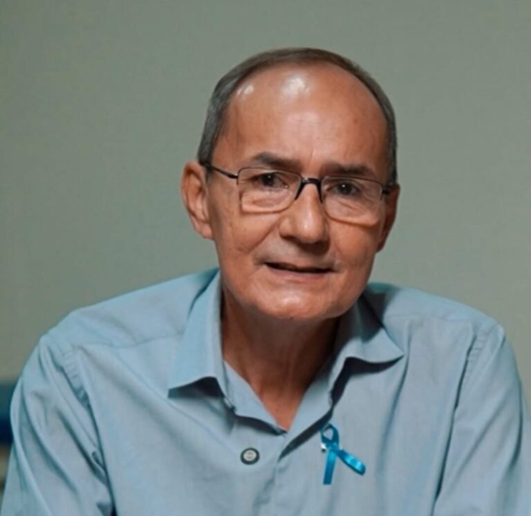 Curado, Ayres participa de campanha do governo sobre conscientização e prevenção do câncer de próstata Curado, Ayres participa de campanha do governo sobre conscientização e prevenção do câncer de próstata