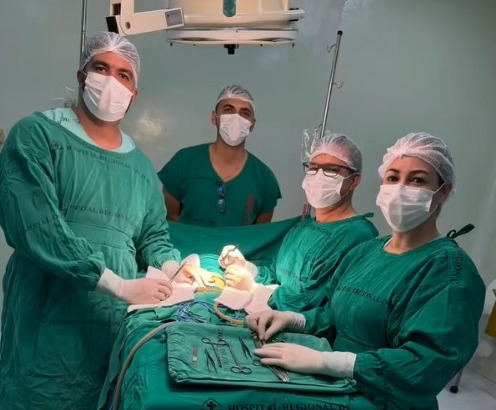 Médicos fazem cirurgia rara em bebê de apenas dois dias de vida no Acre; ASSISTA AO VÍDEO