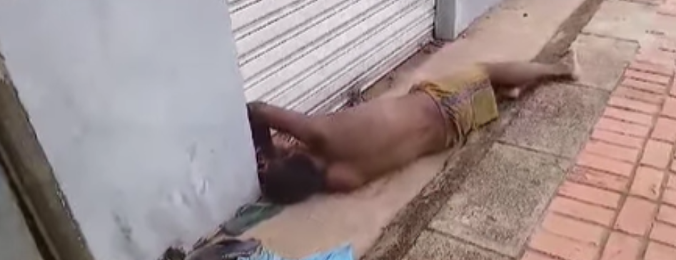 Ativista expõe indignação por descaso com pessoas em situação de rua em Rio Branco; veja vídeo