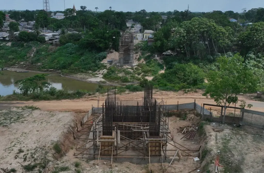 Empresa atrasa, e Governo adia inauguração da Ponte da Sibéria em Xapuri; veja nova data