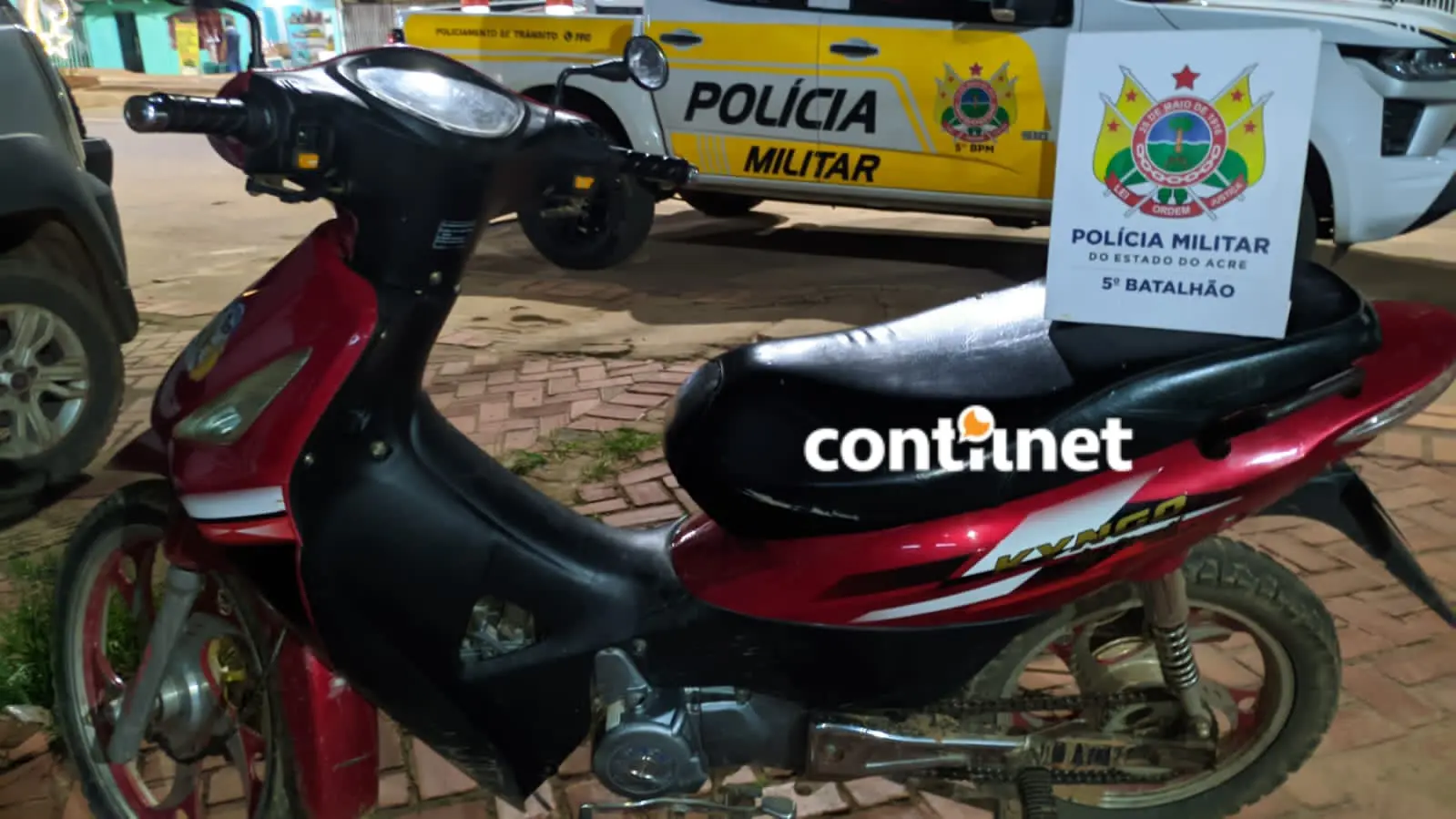Durante blitz, homem é preso em flagrante transportando moto roubada