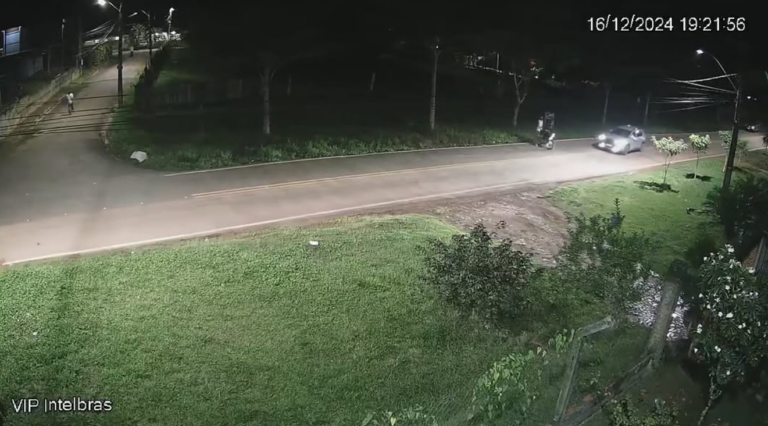 Moradora é salva por vizinho em ato de coragem durante assalto em bairro de Rio Branco; veja vídeo