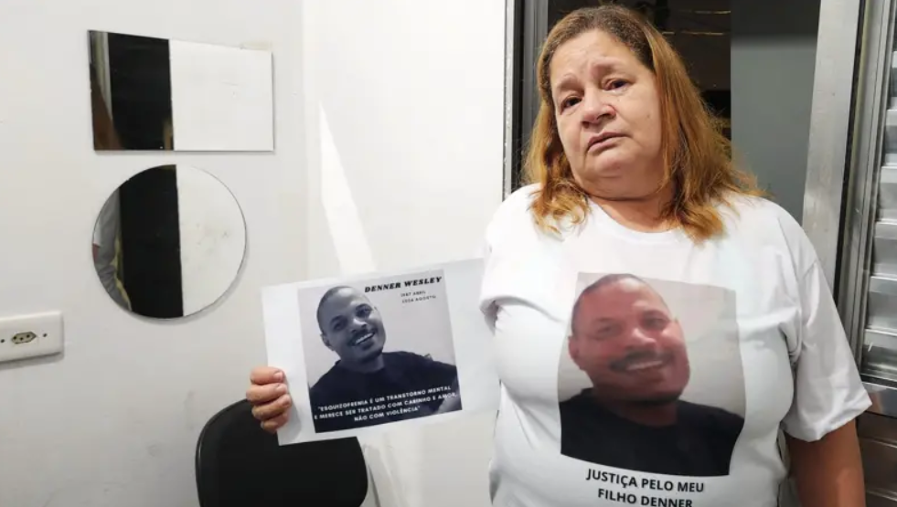 Ela chamou a PM para salvar seu filho, mas os policiais o mataram: ‘Acertaram o coração dele’