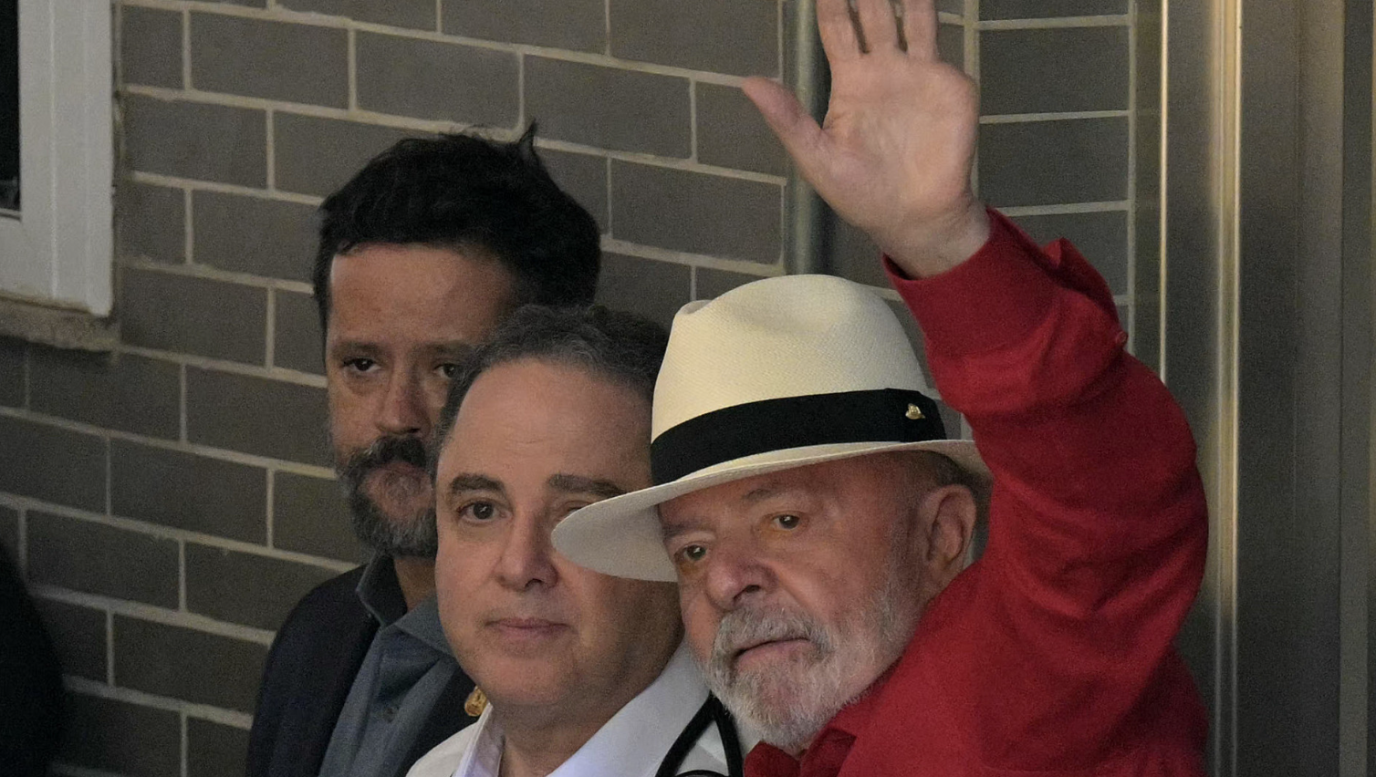 Lula volta direto para o Alvorada, após semana em SP de internação médica