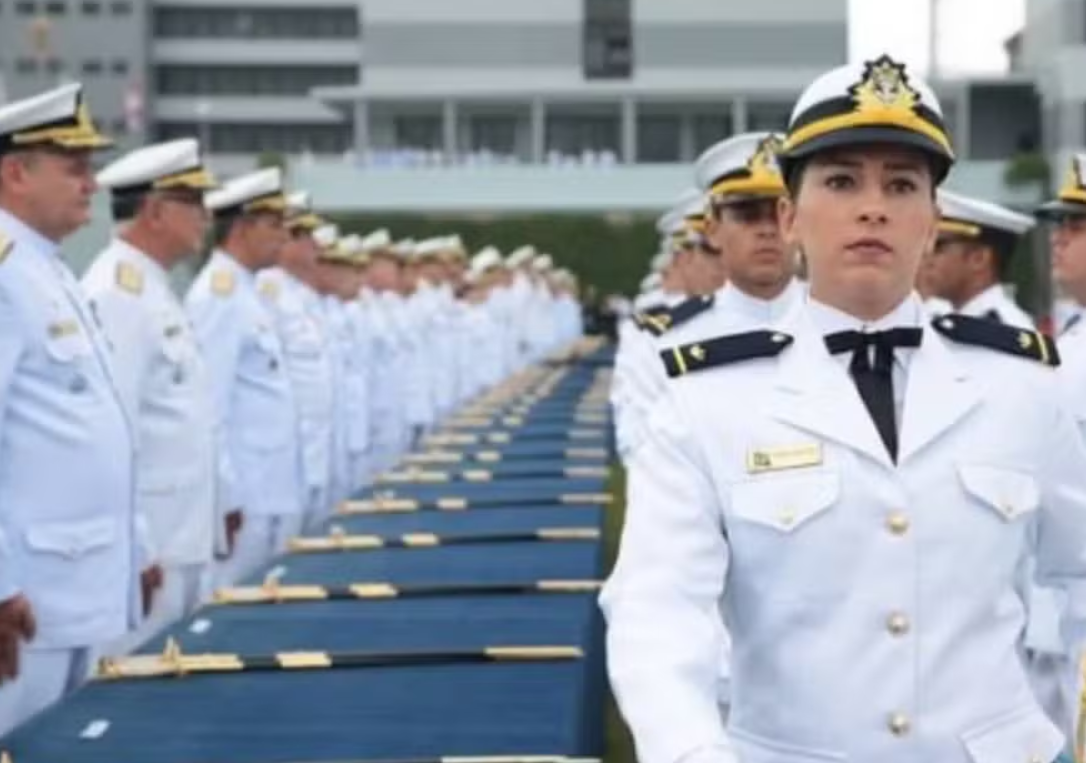 Marinha tem 533 vagas de nível superior; salário inicial é de R$ 9 mil