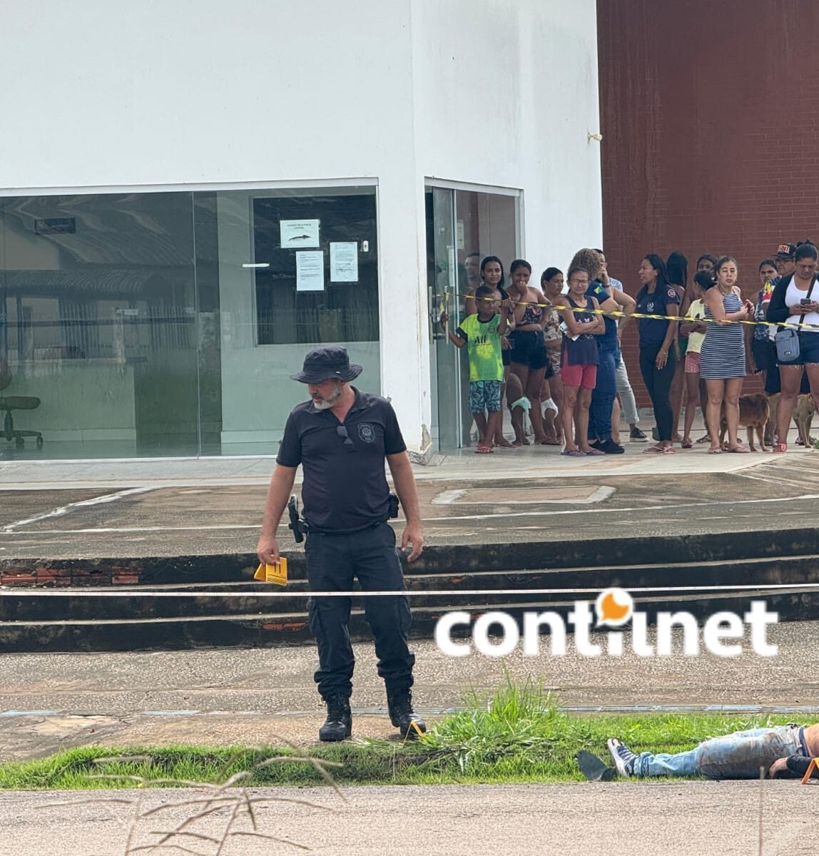 Fundador de facção tenta matar homem a tiros em frente de delegacia, mas acaba atropelado e morto Fundador de facção tenta matar homem a tiros em frente de delegacia, mas acaba atropelado e morto