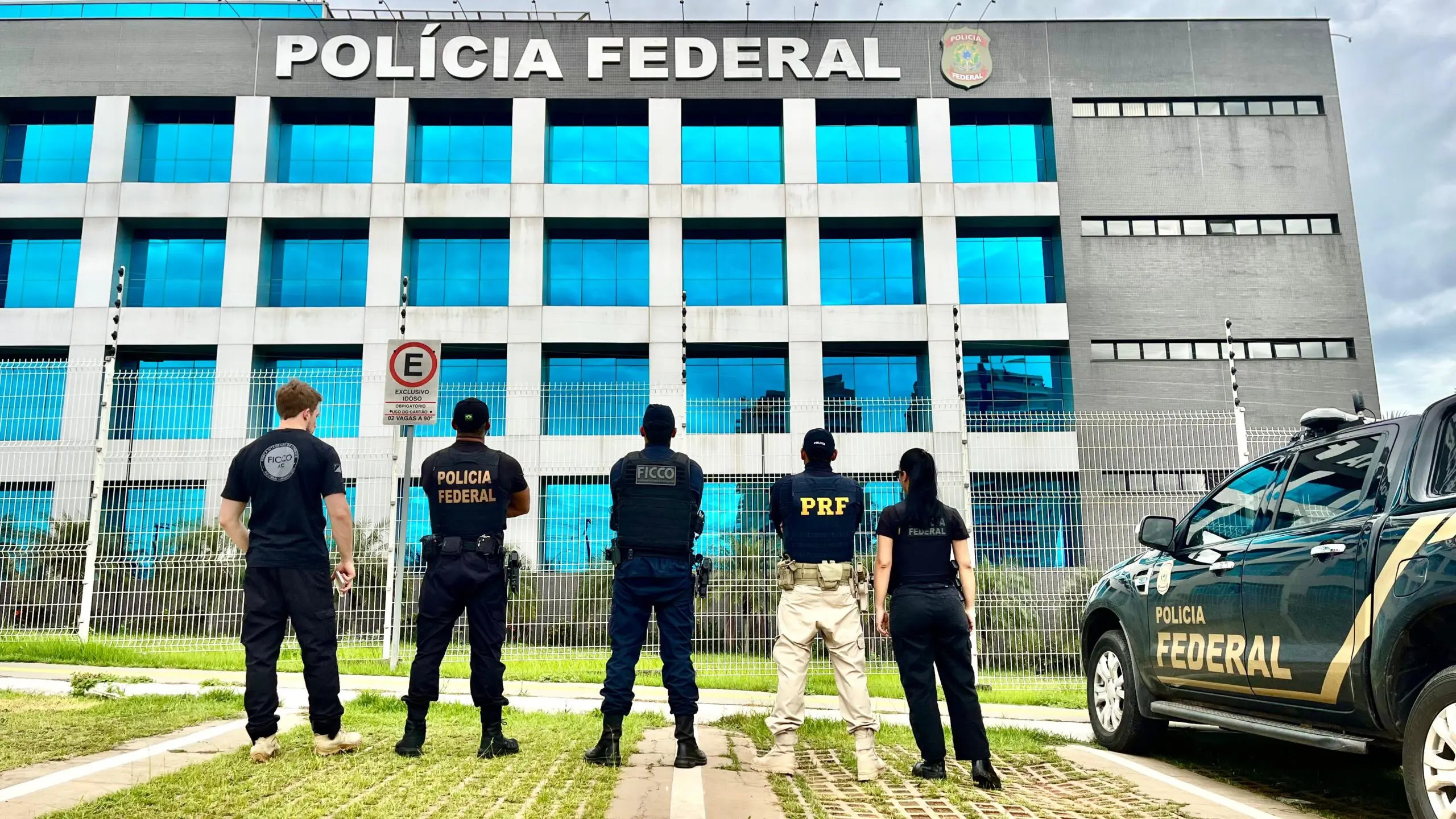Operação mira em grupo que traficou armas e munições em carregamentos de castanhas