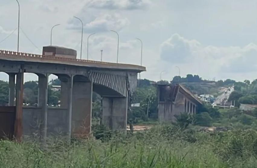 Bombeiros confirmam 1 morto e 2 desaparecidos em queda de ponte