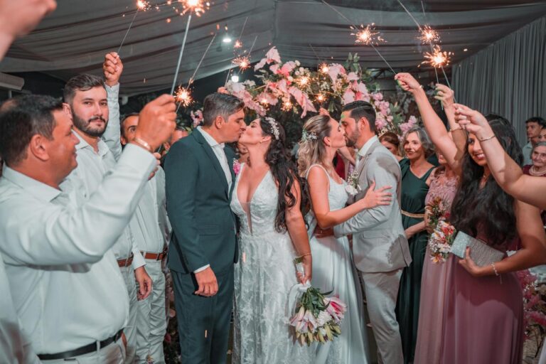 Irmãos no Acre se casam no mesmo dia e decidem fazer cerimônia juntos; veja fotos na coluna Leia Lima