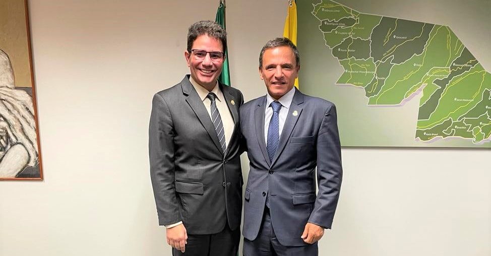 Gladson e Márcio Bittar lideram nova pesquisa ao Senado do Acre