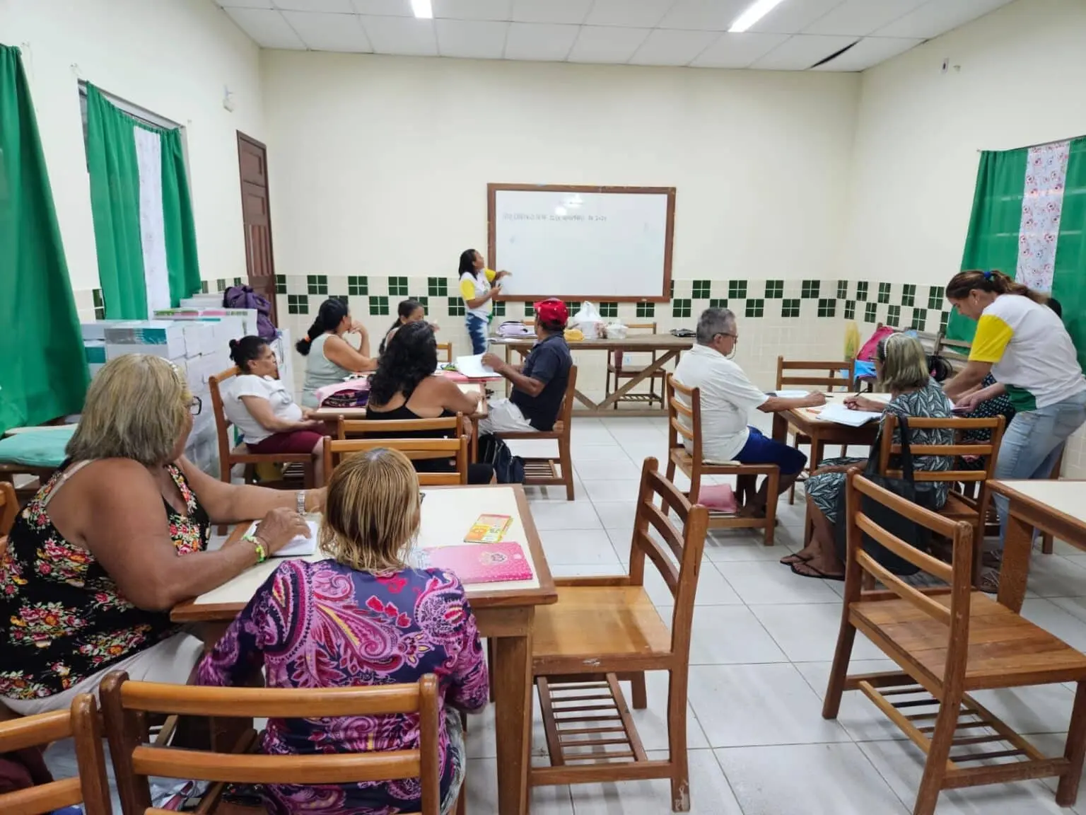 Educação de Jovens e Adultos muda a vida e a história de estudantes acreanos