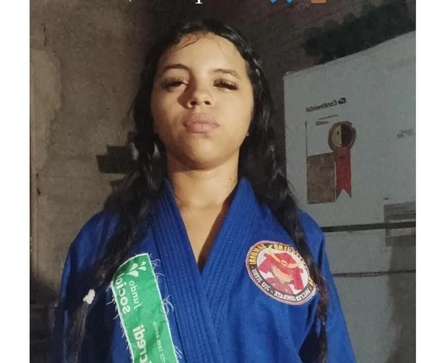 Filha de cozinheira vende rifa para realizar o sonho de ser campeã de Jiu Jitsu; saiba como ajudar