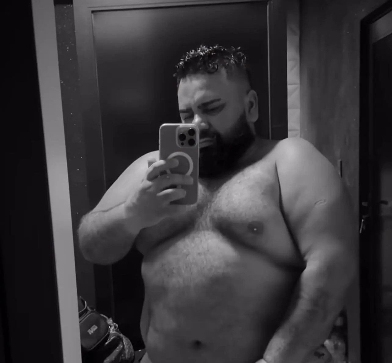 Com quase 150 kg, influenciador começa jornada para emagrecer: “Cansei de ser gordo”