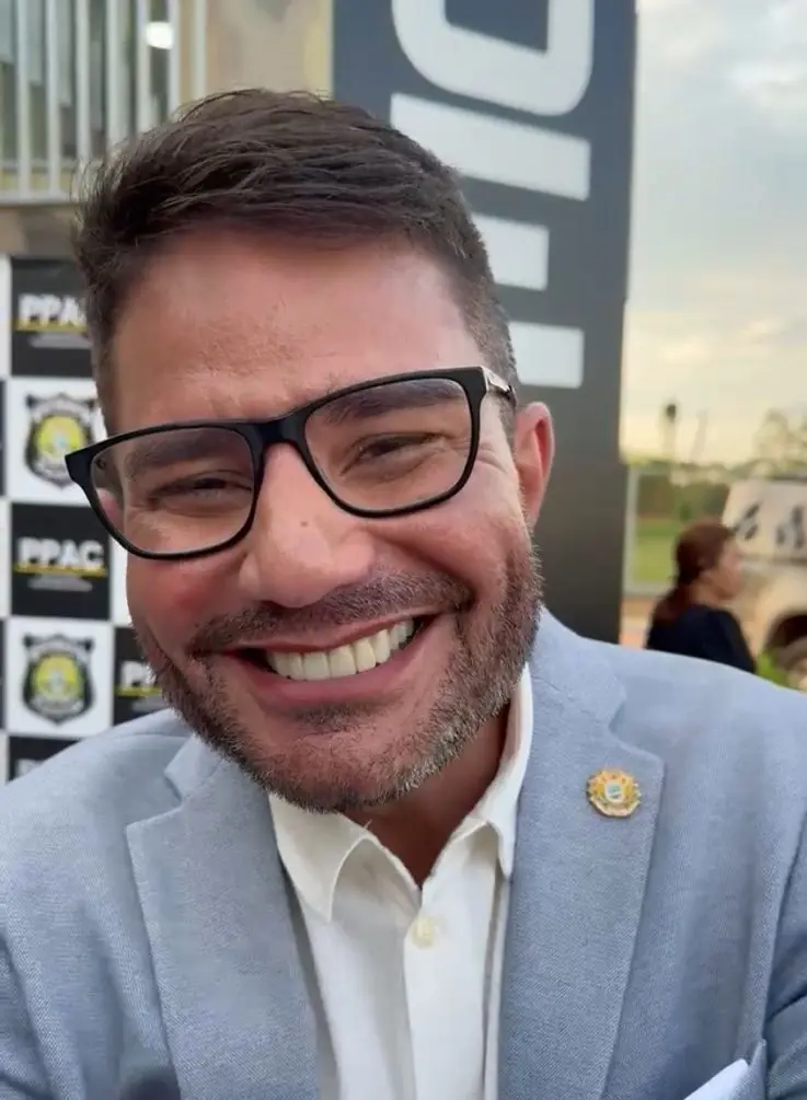 “Não vou andar escondido”, diz Gladson sobre anunciar nova namorada em breve; veja o vídeo