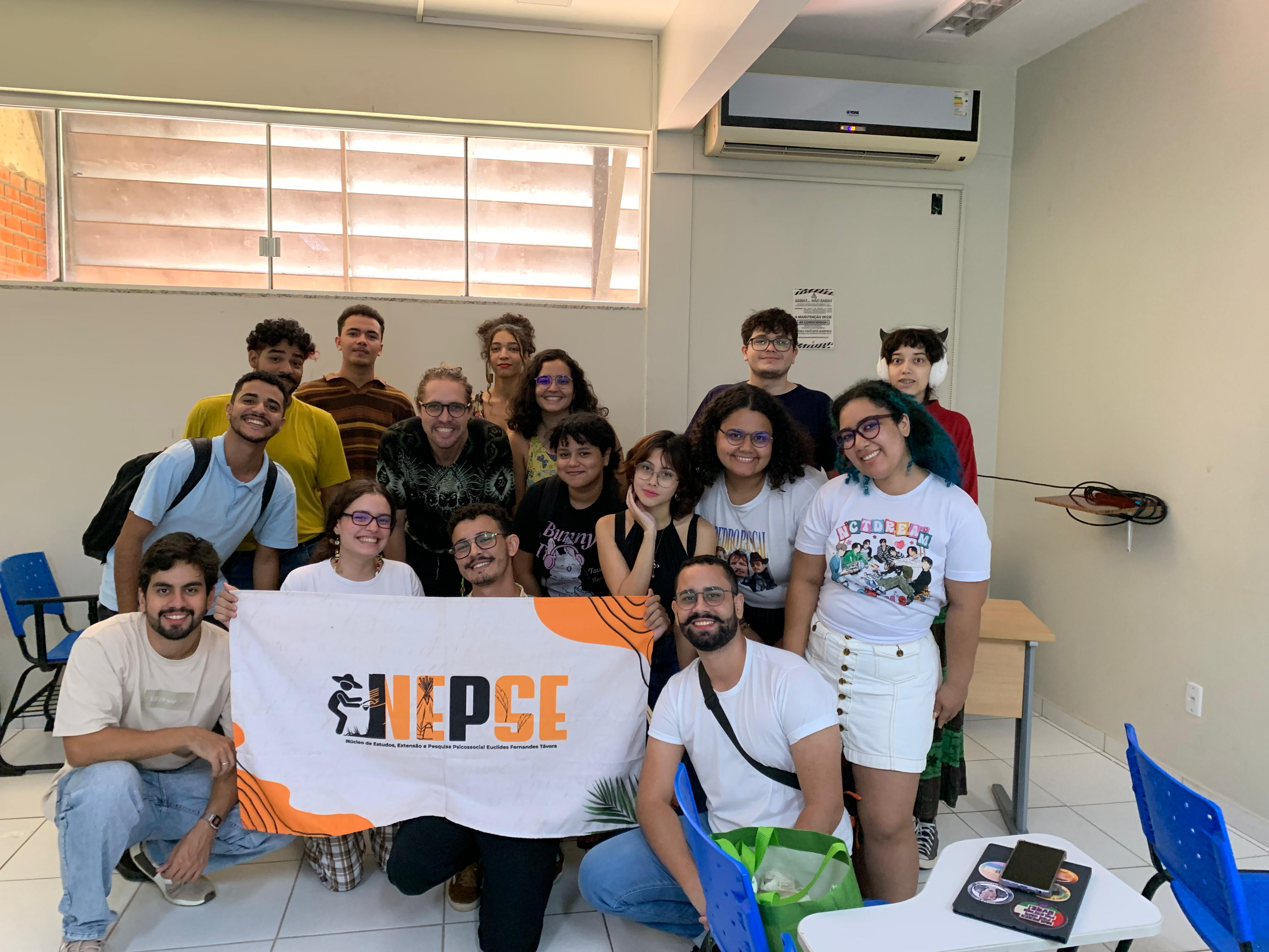 Grupo de pesquisa alerta para impactos psicossociais das enchentes; Defesa Civil e Saúde se movimentam