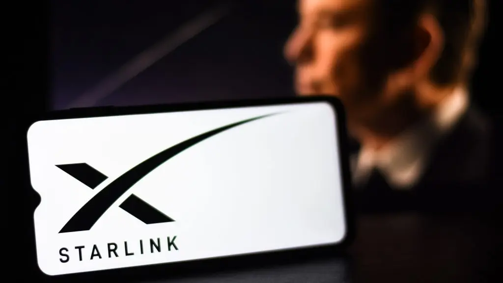 Apple e SpaceX levam internet via satélite Starlink para o iPhone