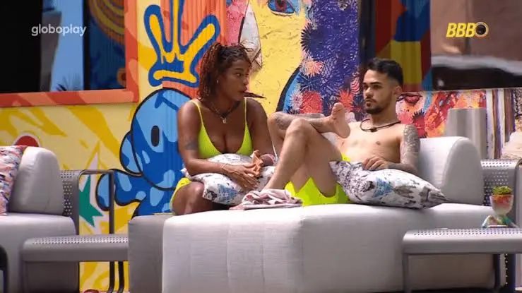Thamiris e João Gabriel conversaram sobre a relação entre Aline e Diogo dentro do reality