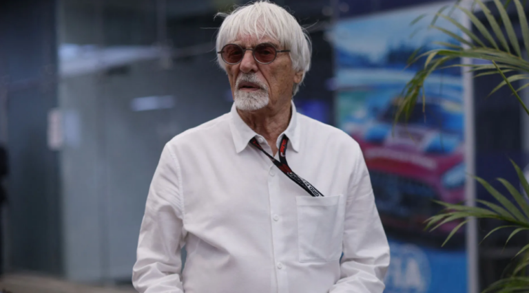 Ex-chefe da Fórmula 1 detona Hamilton: “Não dura dois anos na Ferrari”