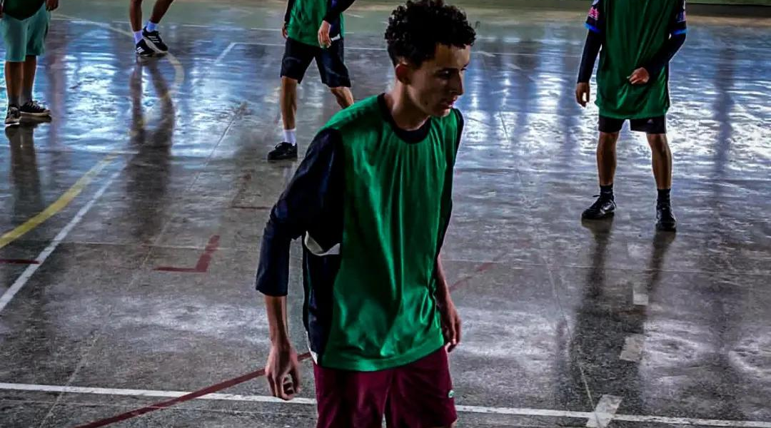 Inspirado em CR7 e Vinicius Júnior, jovem acreano vai ao Paraná fazer testes em clubes nacionais