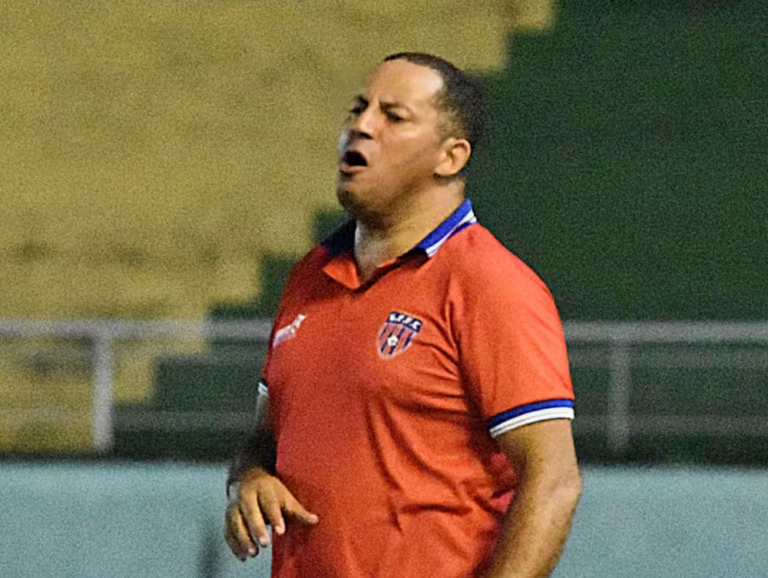 Após troca de técnico, Rio Branco aposta em Tinho Damasceno para buscar classificação