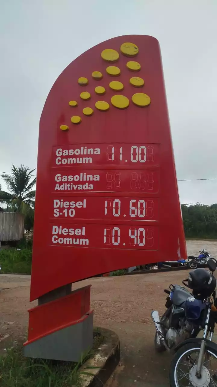Gasolina chega a R$11 no interior e moradores pedem socorro: “A mais cara do país”
