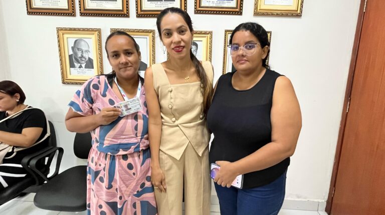 Mães de crianças com deficiência pedem apoio na Câmara para derrubar veto de Lula que exige perícias periódicas