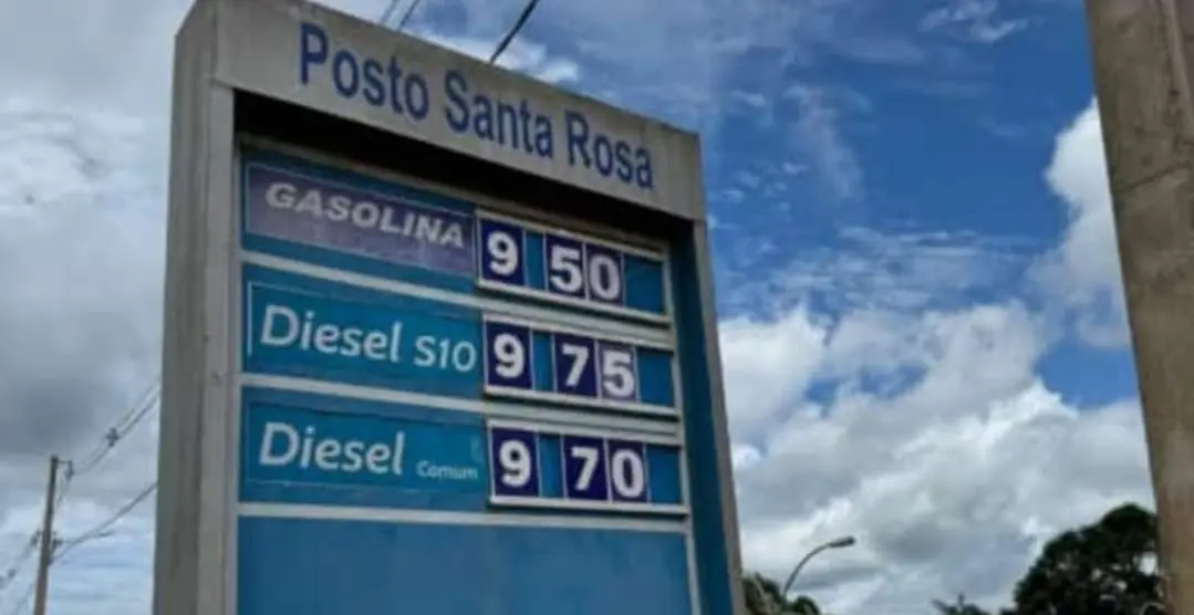 Combustível a quase R$ 10 assusta moradores de cidade do interior: “Tenha piedade de nós”