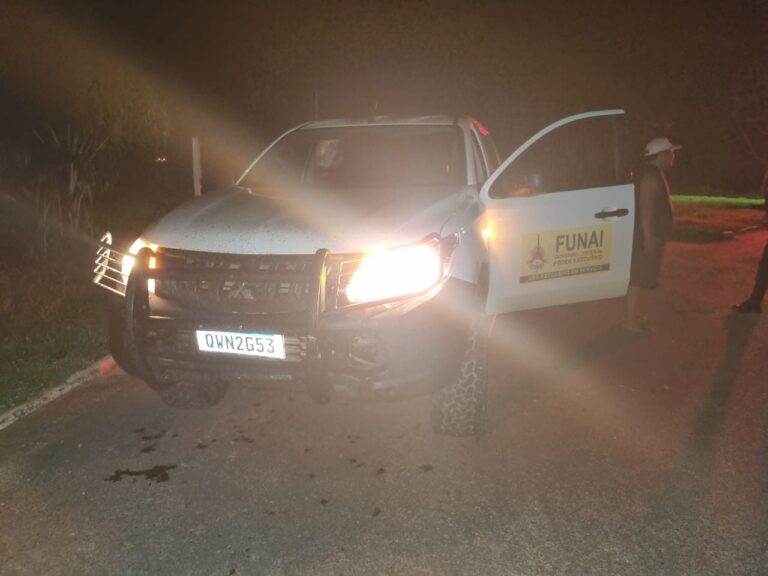 Motorista embriagado que dirigia carro da Funai é preso na BR-364 após acidente