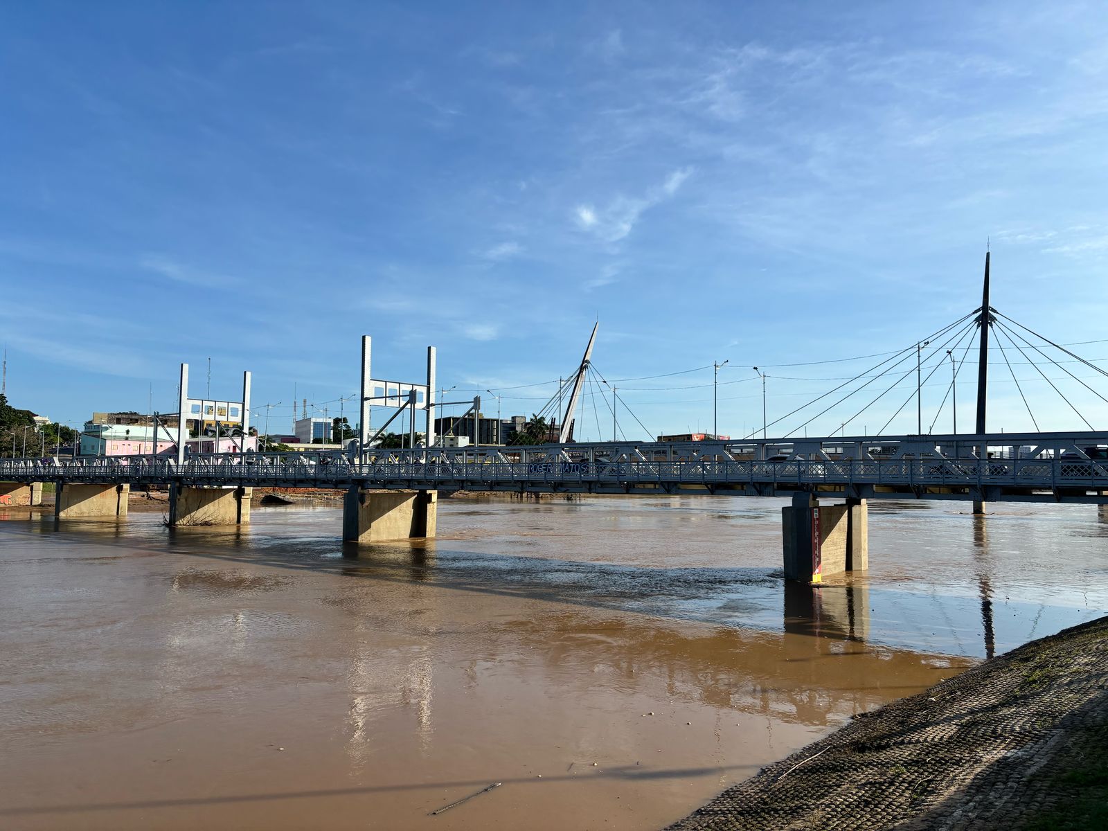 Nível do Rio Acre continua baixando e está próximo de deixar cota de alerta na capital