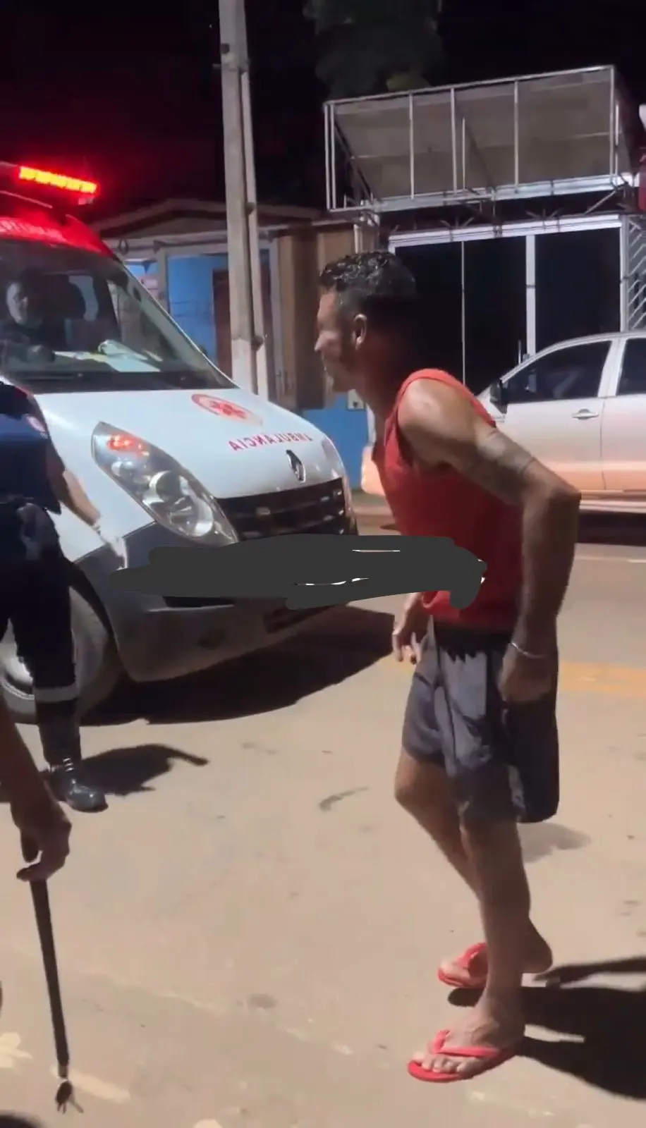 Homem viraliza em Brasiléia por fingir atropelamento e ir embora de bicicleta após chegada do Samu
