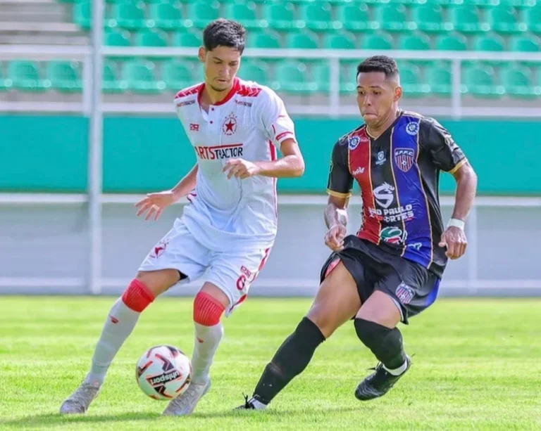 Sem contrato, Erick está fora dos últimos jogos do Rio Branco