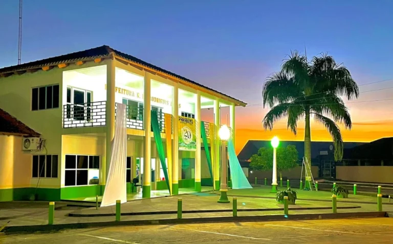 Prefeitura de Rodrigues Alves publica edital de Processo Seletivo com 12 vagas