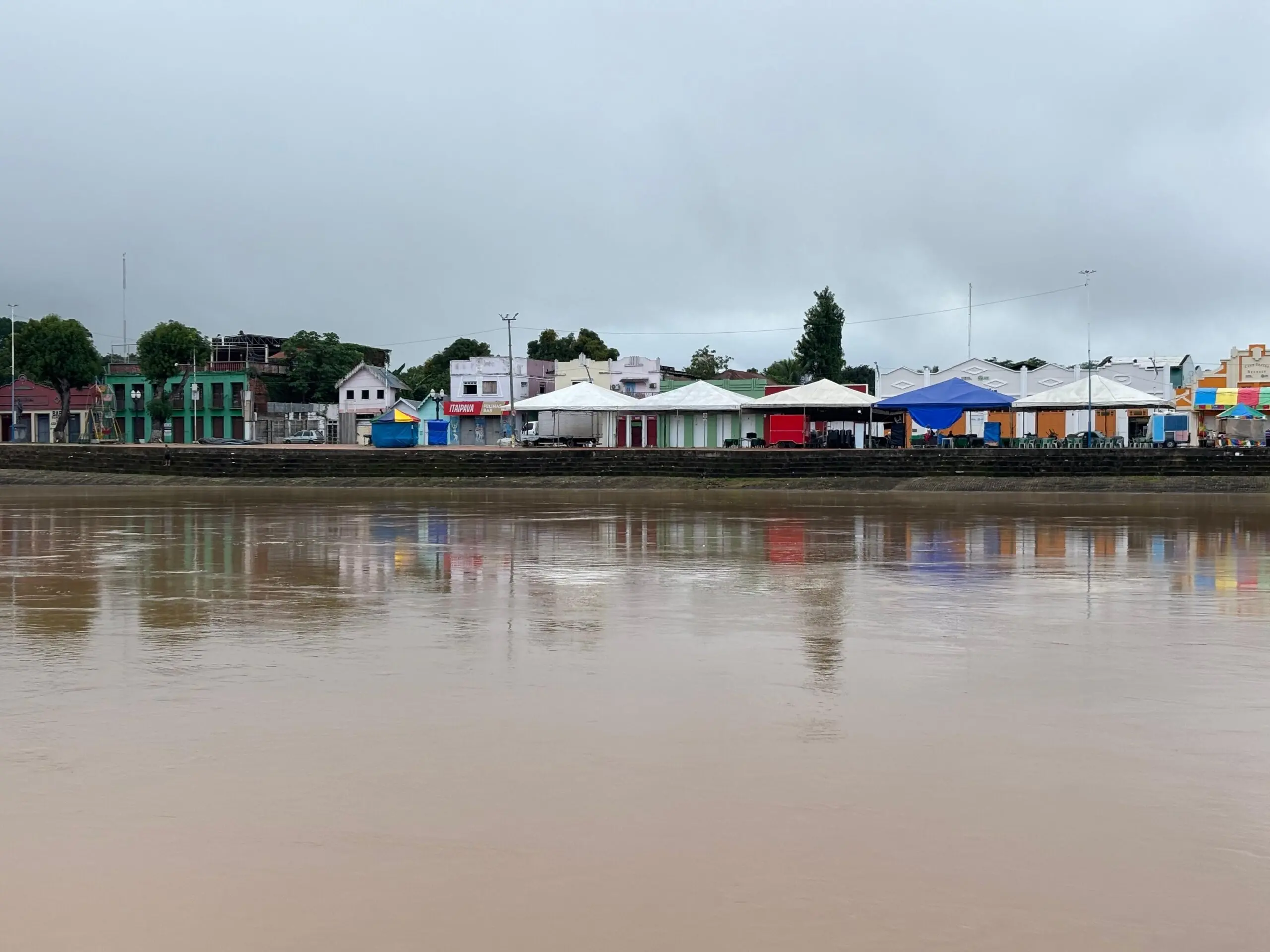 Medição das 12h: nível do Rio Acre mantém elevação e chega a 15,24 metros na capital