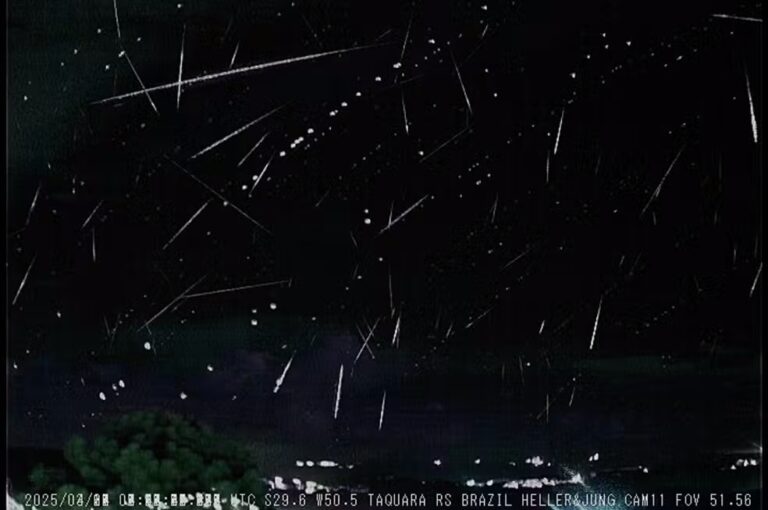VÍDEO: observatório registra chuva de meteoros sobre o RS; saiba como assistir