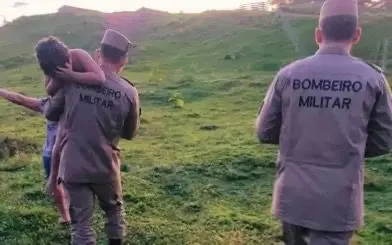 Criança de 5 anos desaparecida em área de mata é resgatada com vida pelo Corpo de Bombeiros