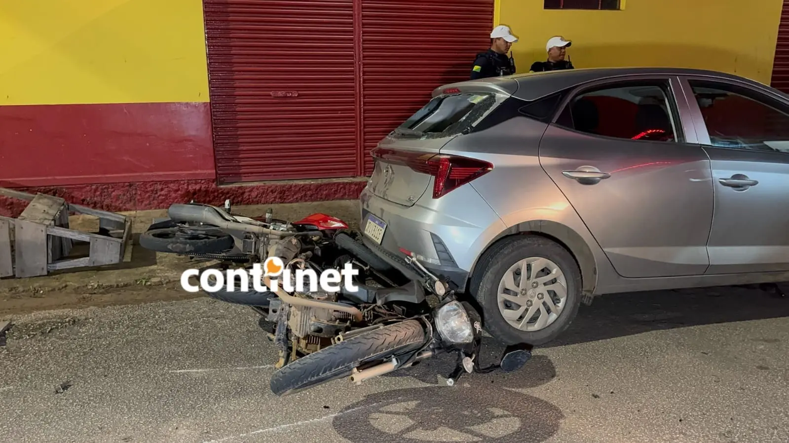 Colisão entre motos e carros deixa motociclistas feridos perto do Pronto-Socorro de Rio Branco