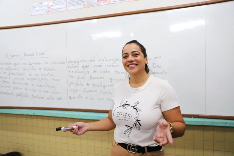 Governo anuncia pagamento do terceiro lote do Prêmio VDP aos professores; veja detalhes