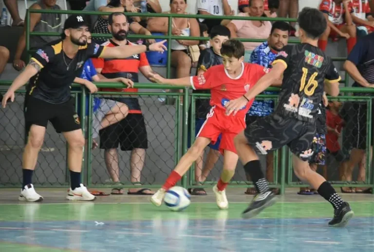 Cruz Azul e Furacão do Norte são finalistas da Copinha Arasuper no Sub-14