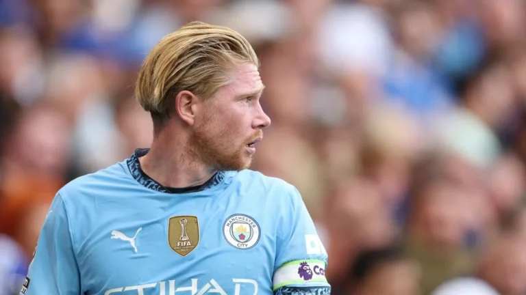 Kevin De Bruyne anuncia saída do Manchester City ao fim da temporada