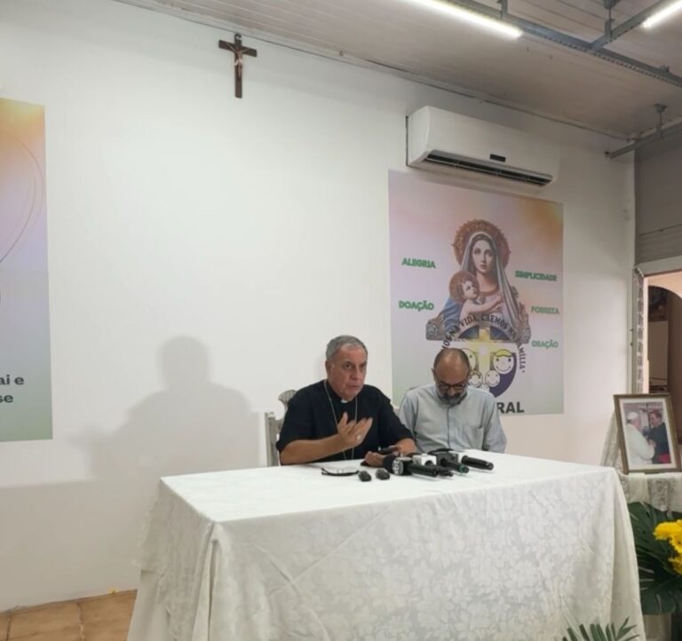 Papa Francisco levantou grandes inimigos, mas lutou pelos pobres e imigrantes, diz Dom Joaquín