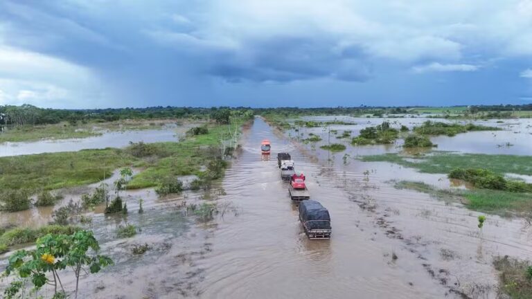 Alagamentos deixam BR-425 com tráfego restrito há mais de duas semanas em RO
