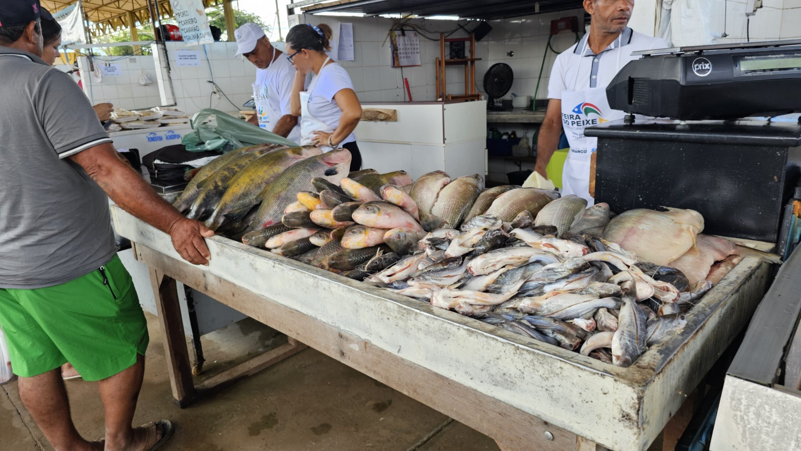 A Feira do Peixe acontece em diversos pontos da cidade