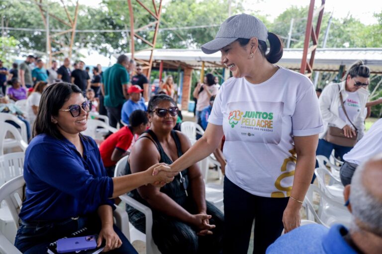 Mailza Assis anuncia recuperação da Transacreana e reforça diálogo com comunidades